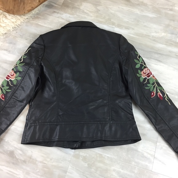 NWOT ODYN Faux Leather Moto Floral Jacket Size M - Picture 9 of 12